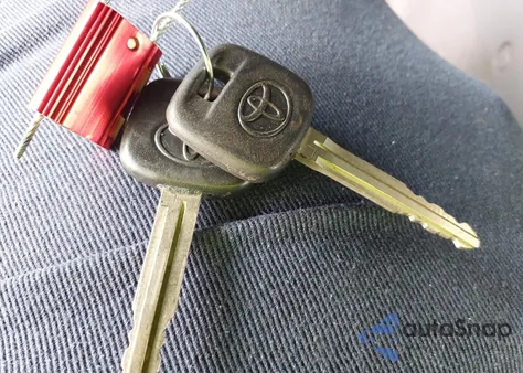 2006 Toyota Tacoma z USA, uszkodzony, nr VIN 5TENX22N56Z210480